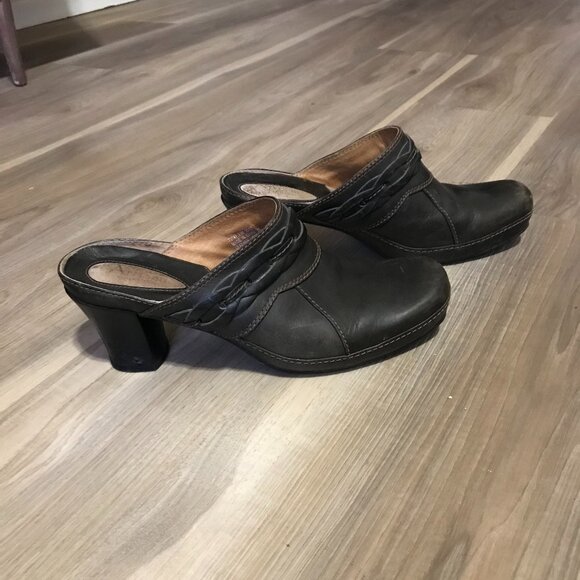 Clarks Artisan Ladies Brown Leather Mules Size 8.5 - Picture 5 of 6